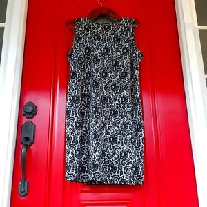 Pretty Vince Camuto Sleeveless Shift Dress, size XL